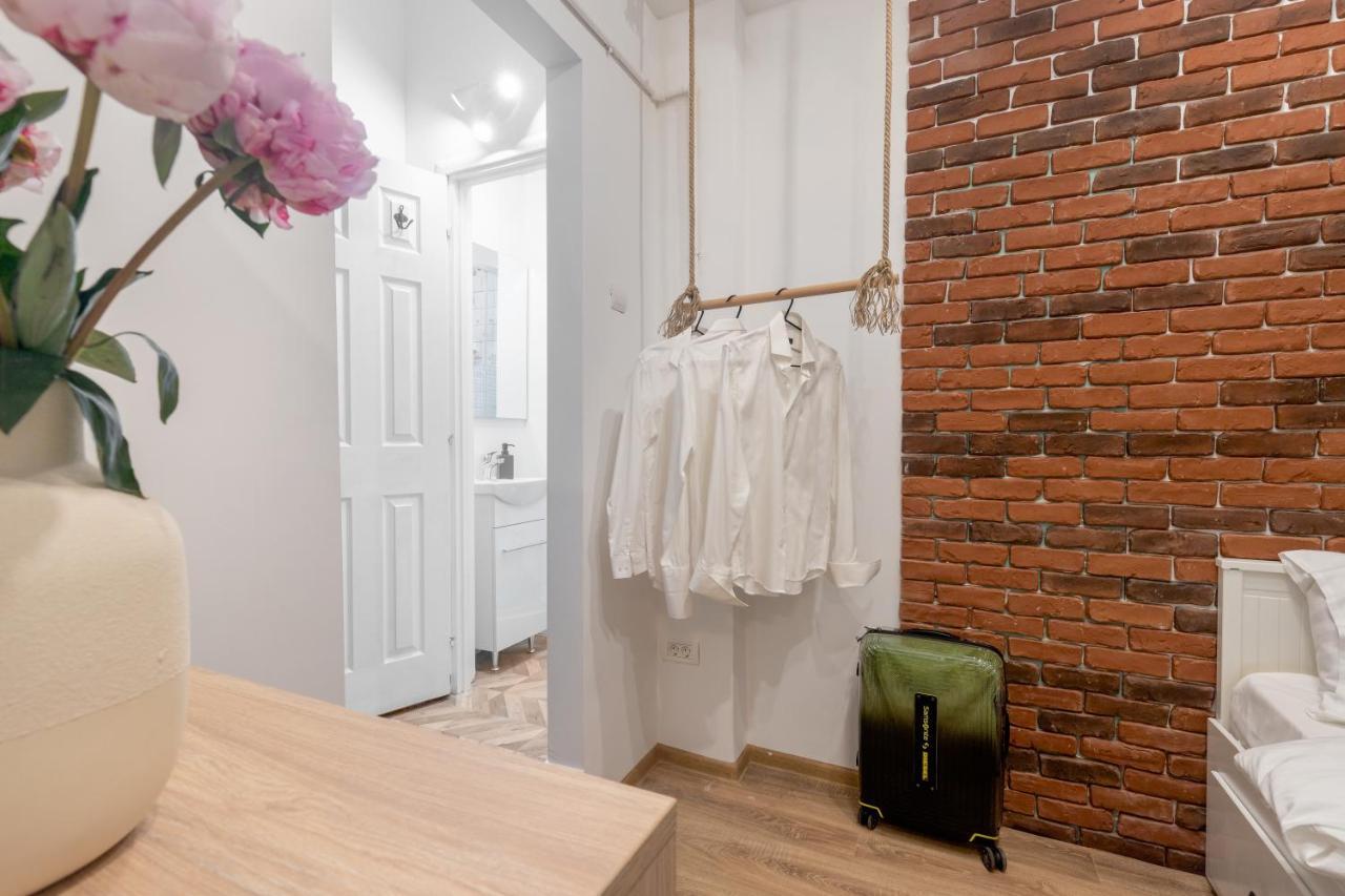 Ultra Central, 15 Sqm Studio By Urbanesq بوخارست المظهر الخارجي الصورة